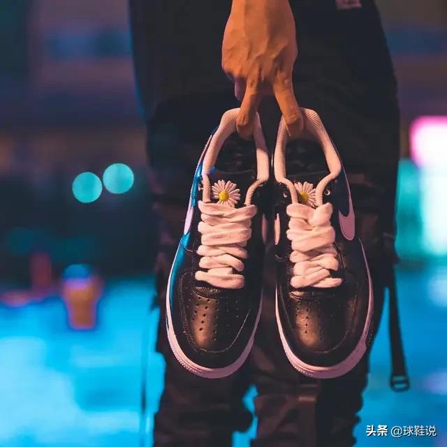 权志龙退伍，再爆联名球鞋。匡威1970S成疑？