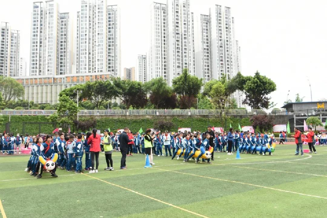 强健体魄展青春风采,锦绣小学活力操