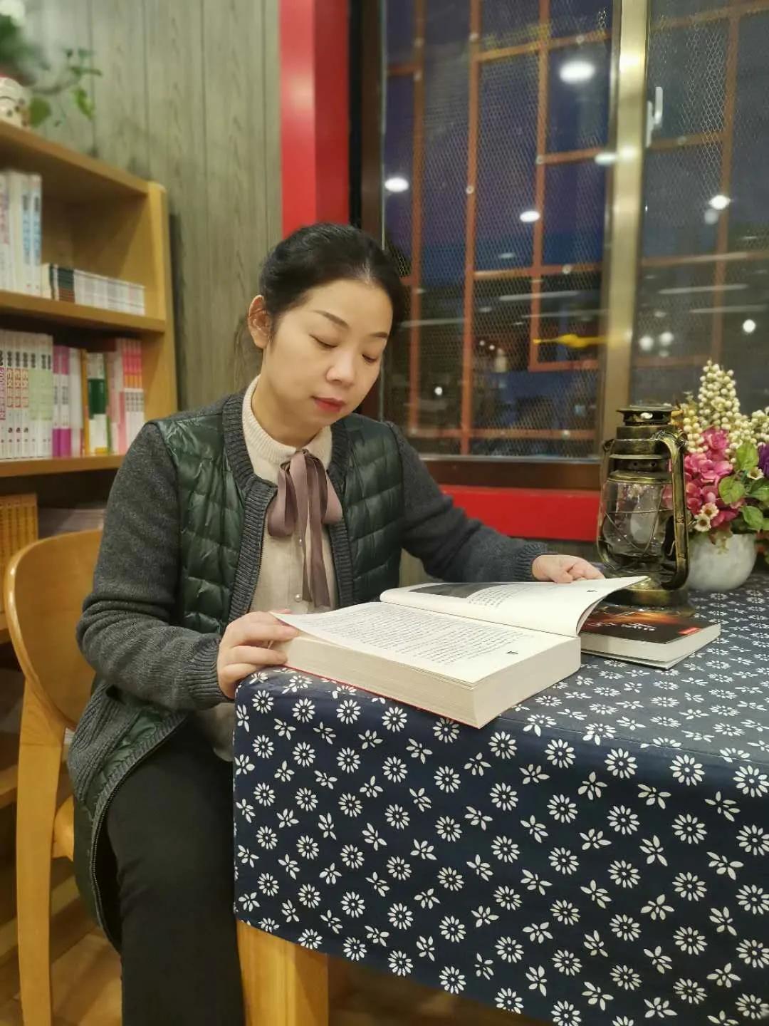 破冰致敬每一位平凡而伟大的警嫂,致敬每一位了不起的女民警