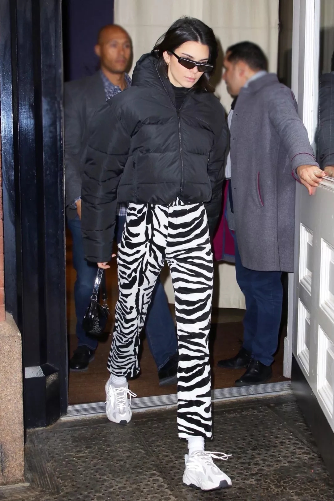 适合冬季穿的外套有哪几款,怎么挑保暖合适的冬季外套