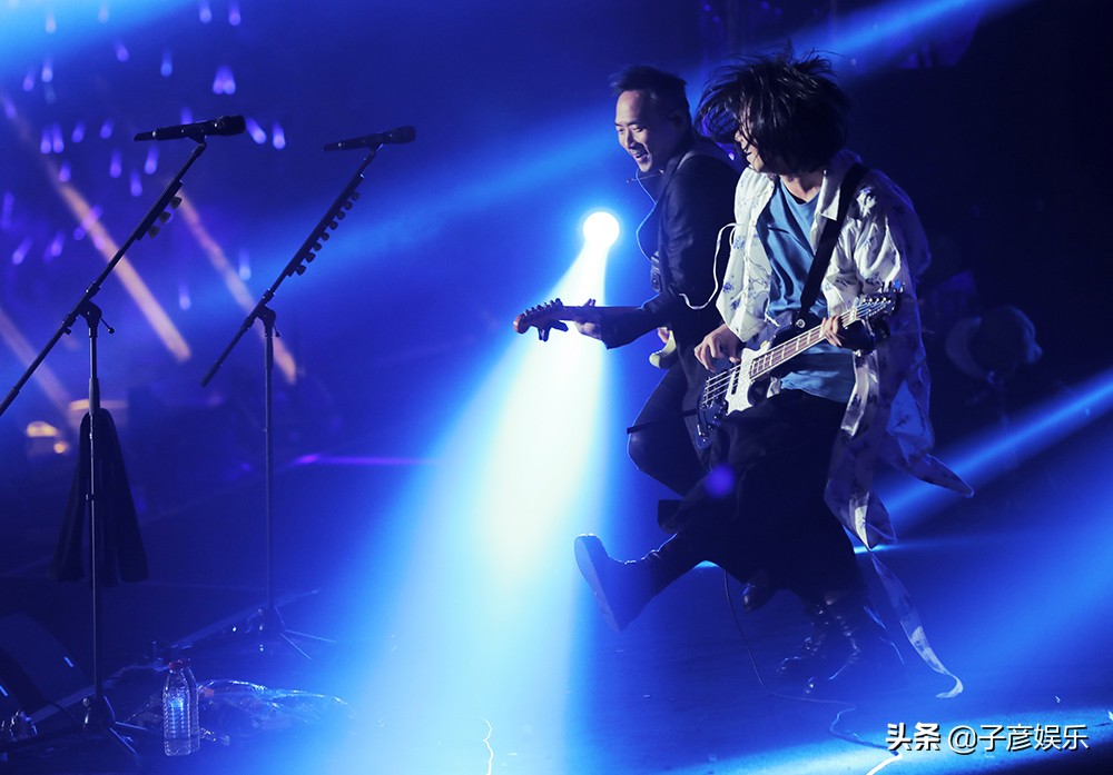 五月天上海演唱会连开8场,五月天上海演唱会连开6场