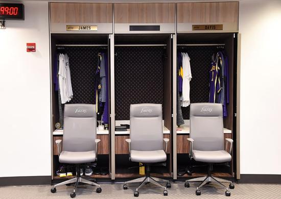 让詹皇起鸡皮疙瘩，让冷面小卡激动不已，斯台普斯到底有多神奇？