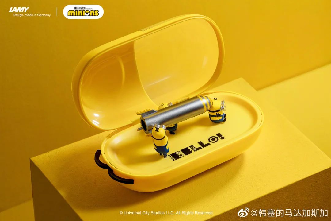 凌美环球影城联名钢笔,环球影城小黄人联名手办