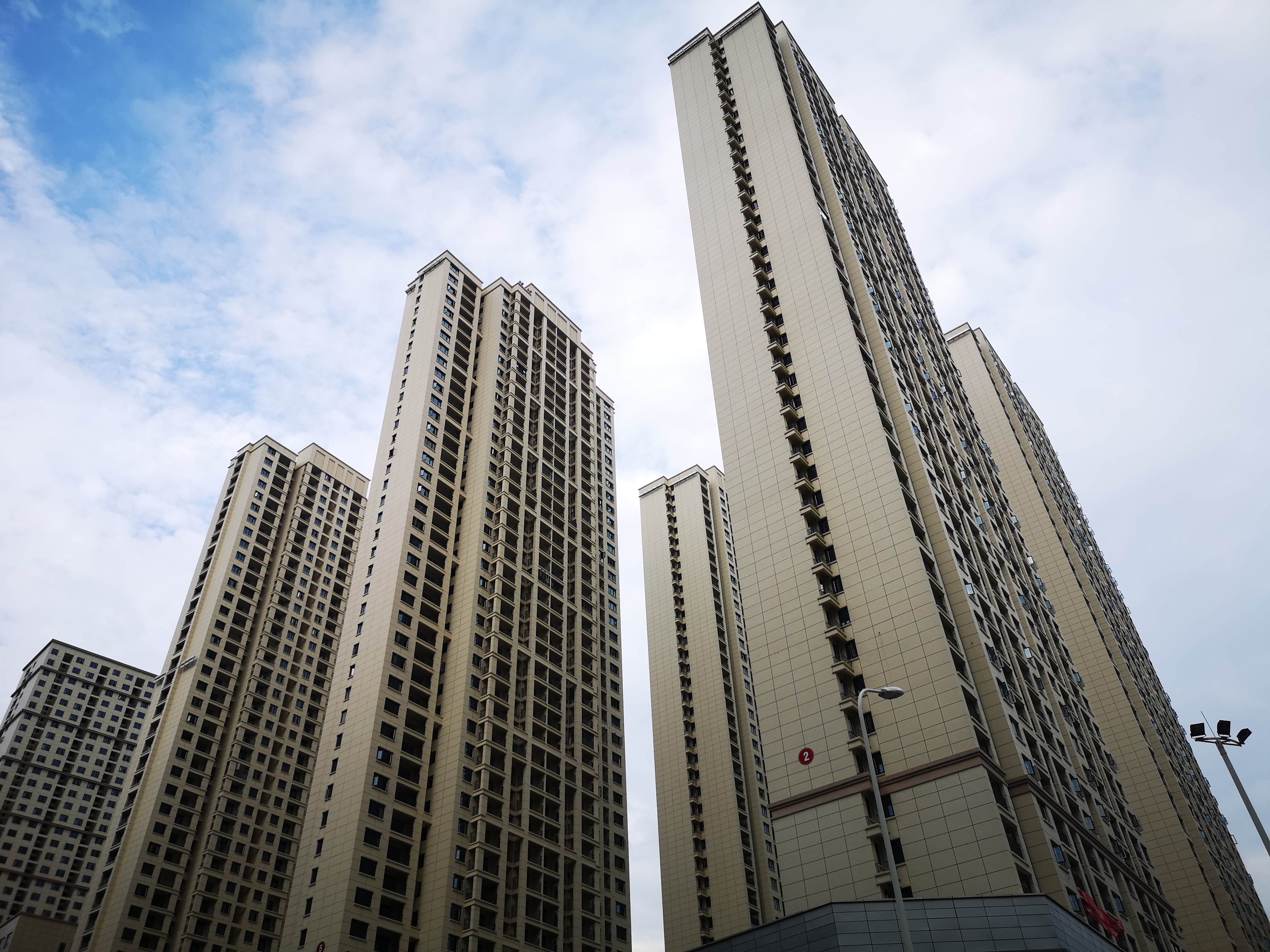 高层一楼下沉式复式的利弊,高层电梯房买7楼的利弊