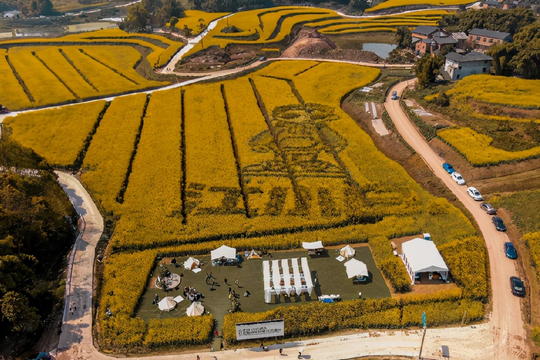 陶石泉为什么取名江小白,陶石泉创立了江小白品牌