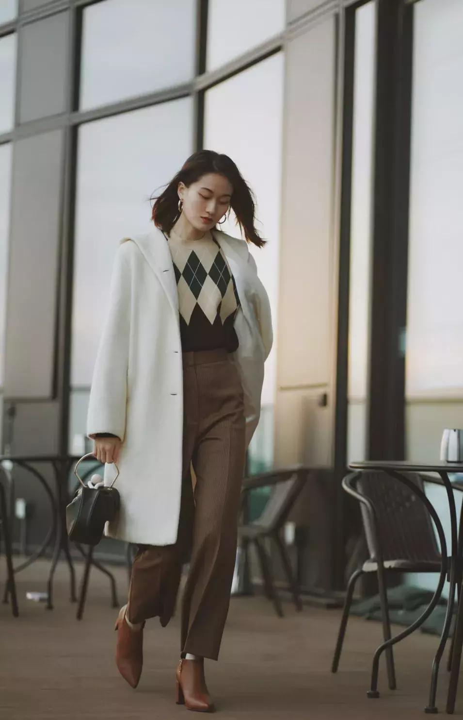 怎样把大牌穿出廉价感,如何把地摊货改成大牌