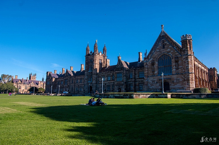 澳洲父母团聚签证,澳洲签证材料需要全部翻译吗