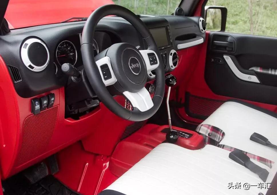 jeep皮卡车最新款,吉普老款j12皮卡