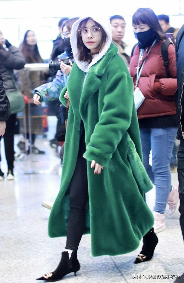 显女人味的鞋子,气质尖头鞋穿搭高级感一脚蹬