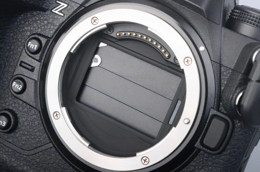 尼康z2470f4和24200选哪个好,尼康旗舰微单z9将问世中关村在线