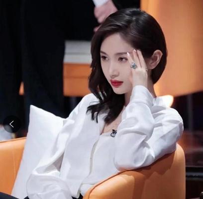 张爱玲才华是女人最大的底气,张爱玲真正的爱情是不问值不值得