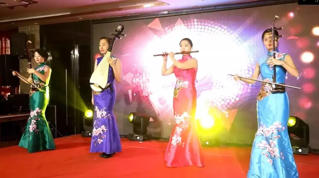 最牛装饰公司展厅布置,最牛网红装饰公司