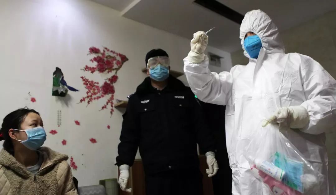 战疫中的40个瞬间,战疫二十四小时纪录片感悟