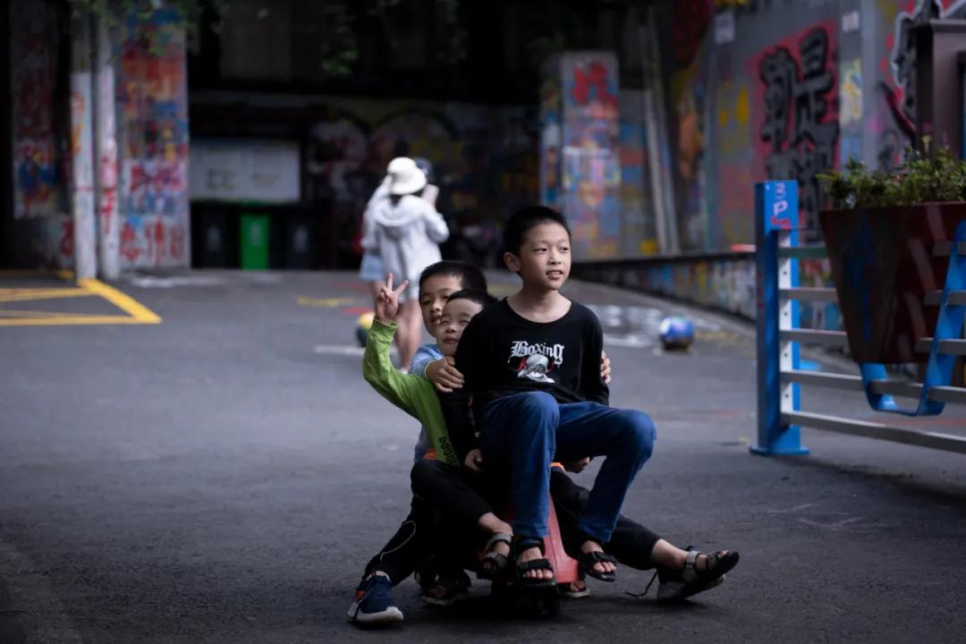 16-35f2.8镜头拍摄效果,28mmf2.8镜头适合拍什么