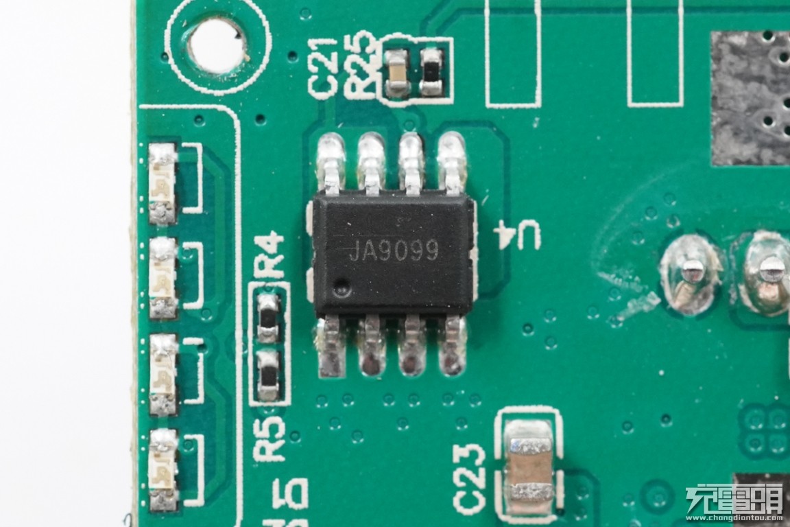 羽博充电宝拆解20000电芯,羽博30000毫安移动电源拆解