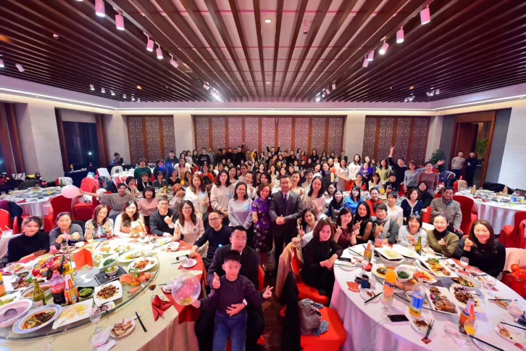 闺蜜奇怪的组合,闺蜜间奇奇怪怪的默契