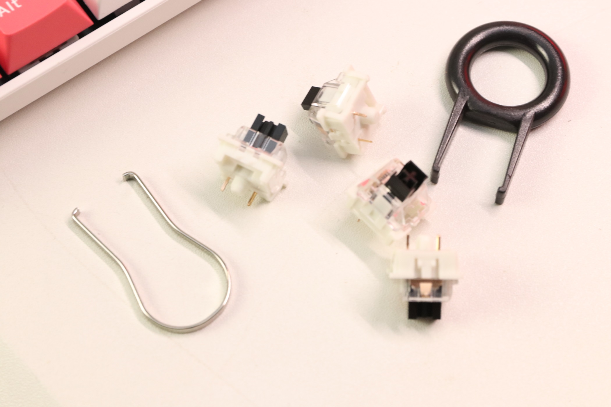 性价比超高的超薄无线键盘,性价比热插拔机械键盘推荐