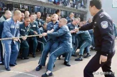 死刑缓期两年执行的含义是什么,死刑缓期执行两年什么意思