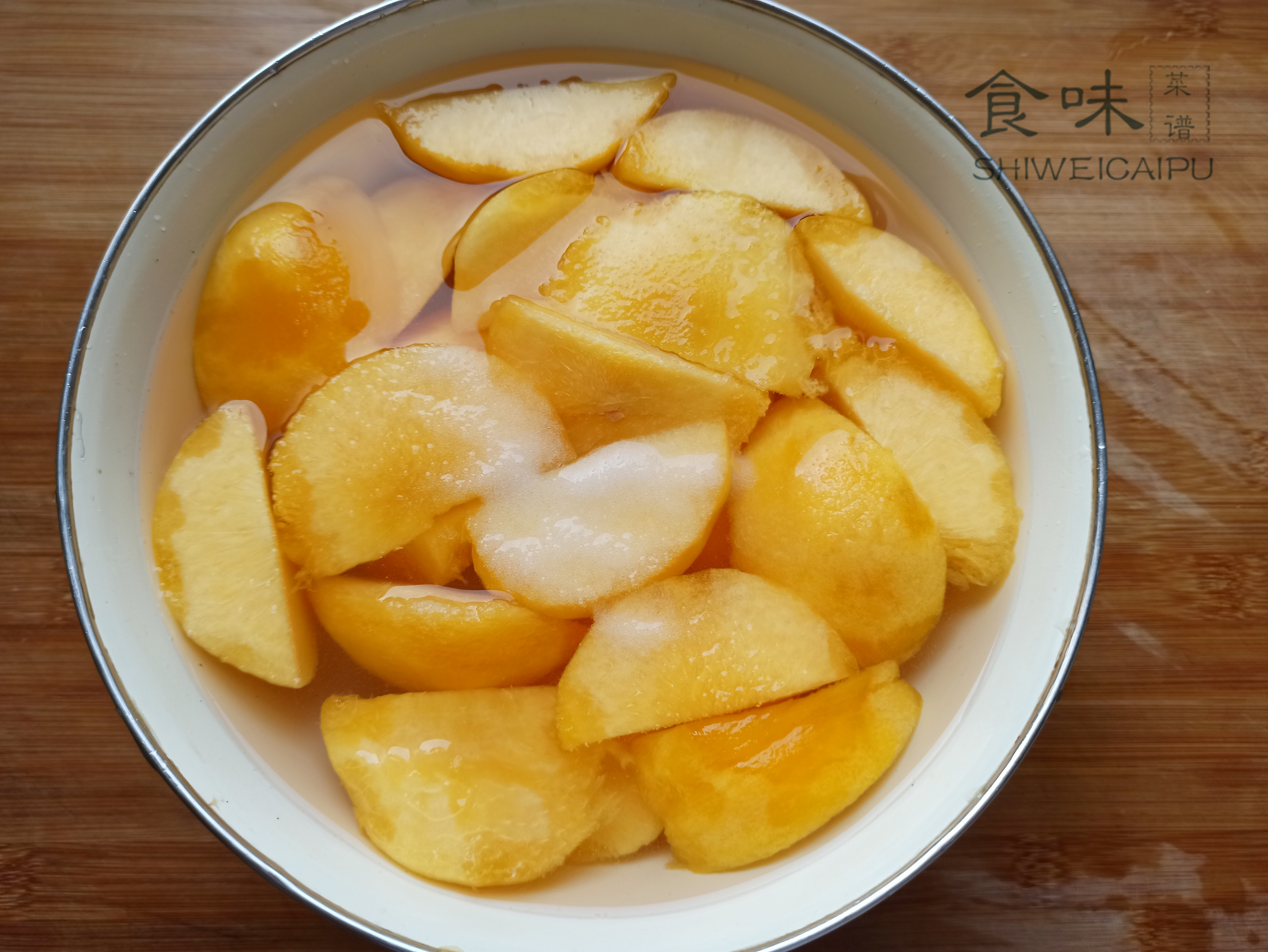 正宗黄桃酸甜可口,正宗黄桃9斤