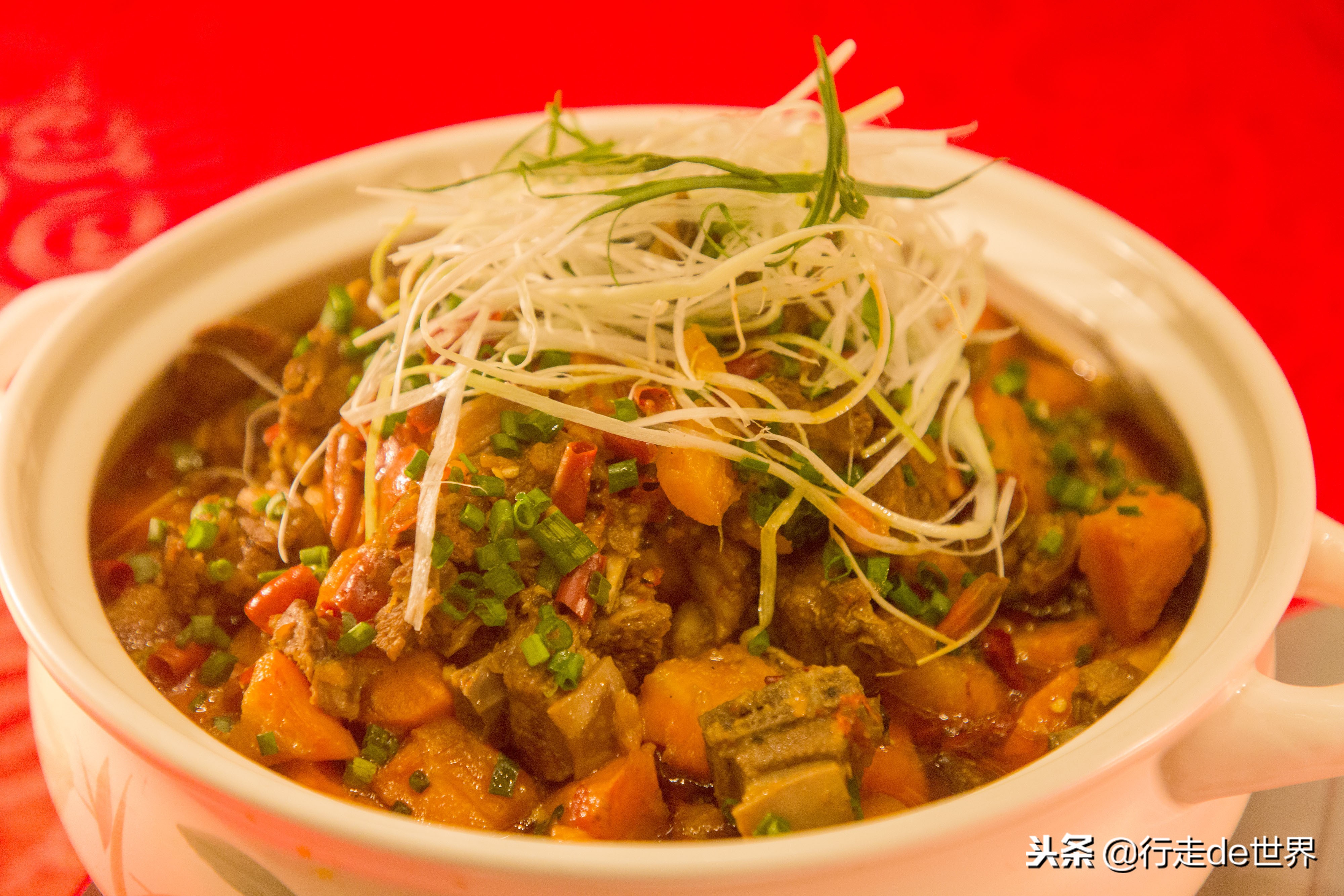 超多网红小姐姐打卡,网红温泉云瑶谷温泉