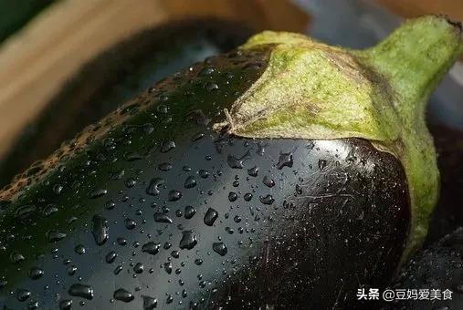 如何判断青茄子是不是激素茄子,激素茄子怎么辨别