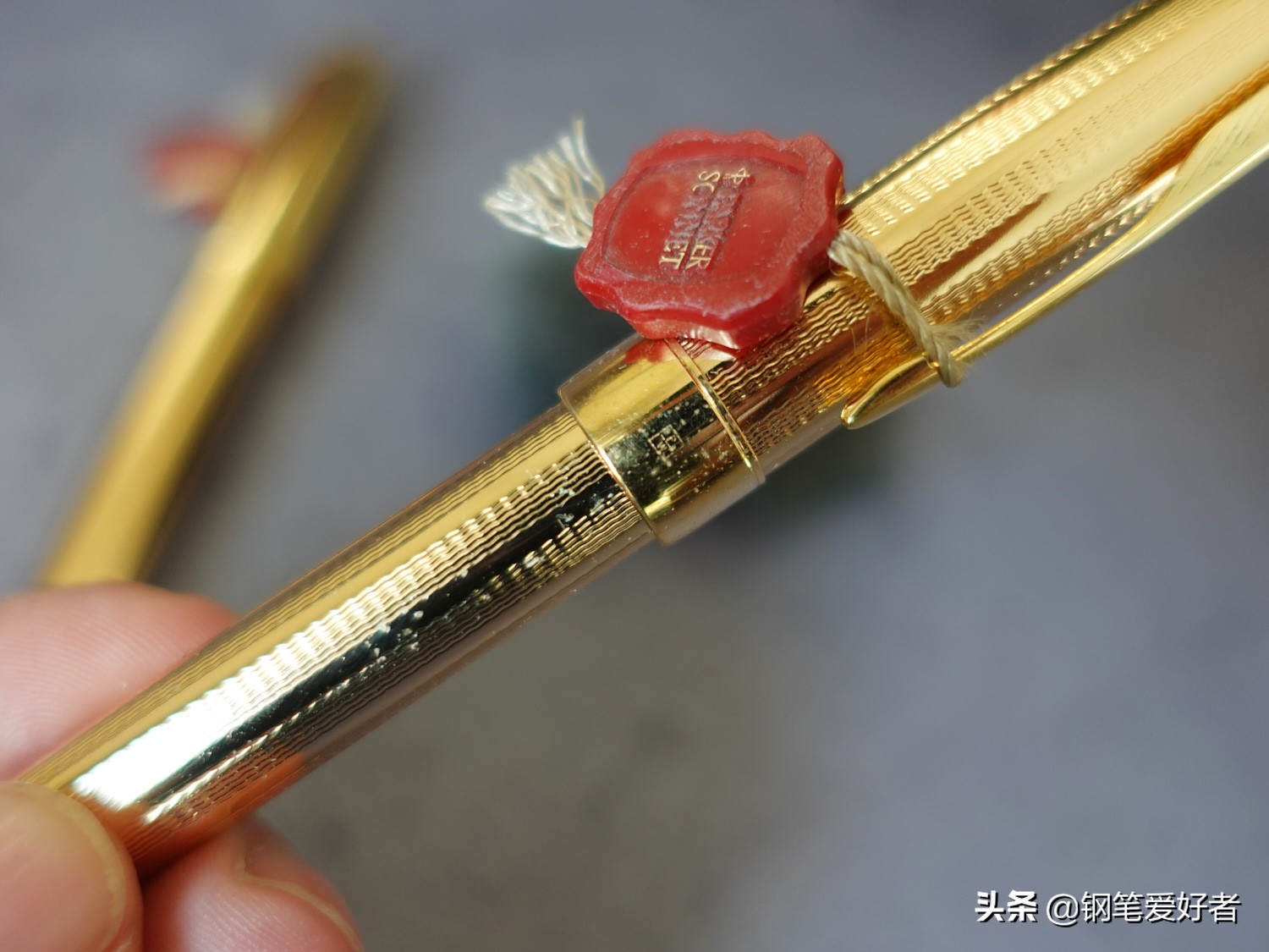 派克钢笔18k纯金老款,全新派克卓尔系列钢笔18k750