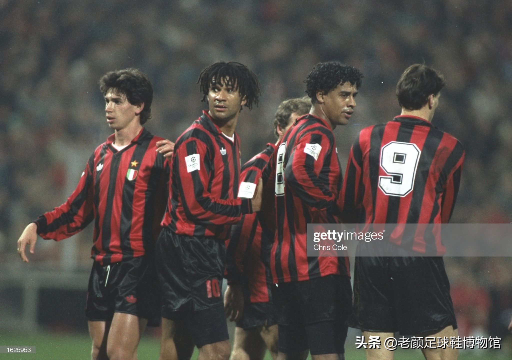 最“作”的米兰巨星，敢把卡佩罗拎起来的荷兰球霸老婆姓克鲁伊夫