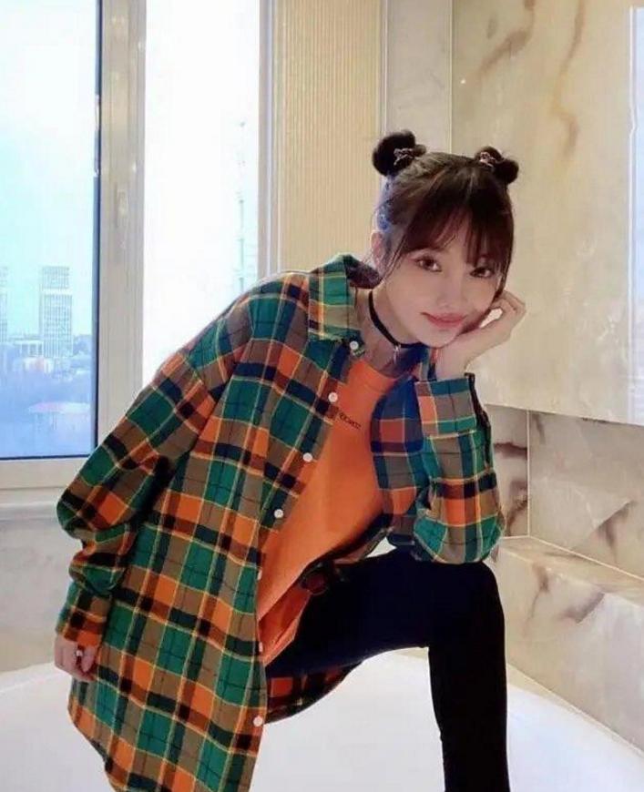 李小璐嘻哈麻花辫,李小璐泫雅风