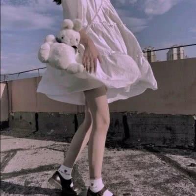 学生*党**瘦腿太难？4个动作让你“坐着瘦”，小仙女都已瘦成闪电了