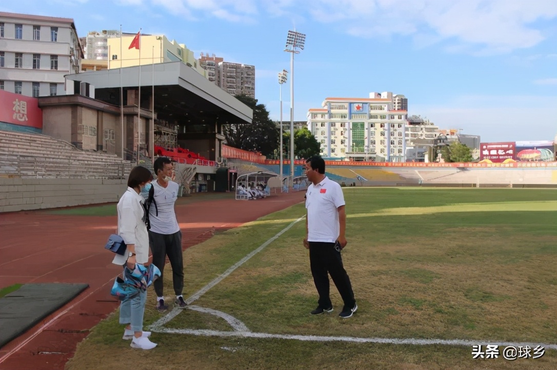 取经交流,拜访广州富力足球学校