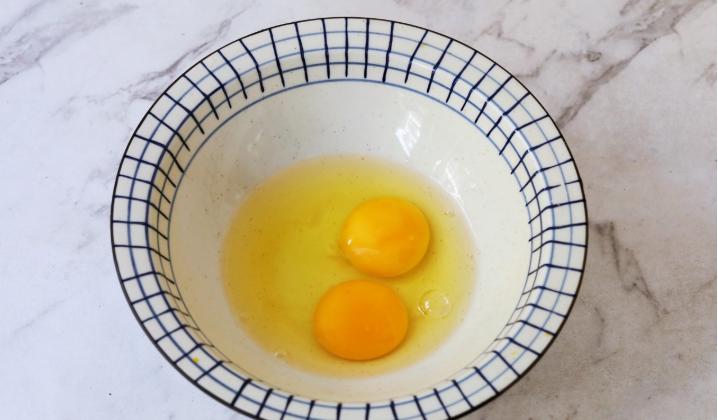 家常酸奶蒸蛋糕的做法超级简单,10寸酸奶蒸蛋糕的做法大全家常