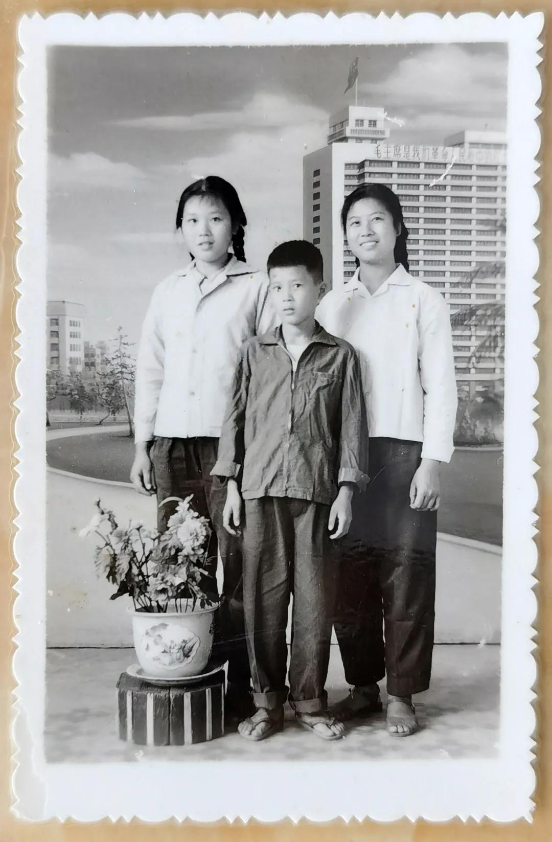 一秒穿越！石碁这家老照相馆，记录光阴60年