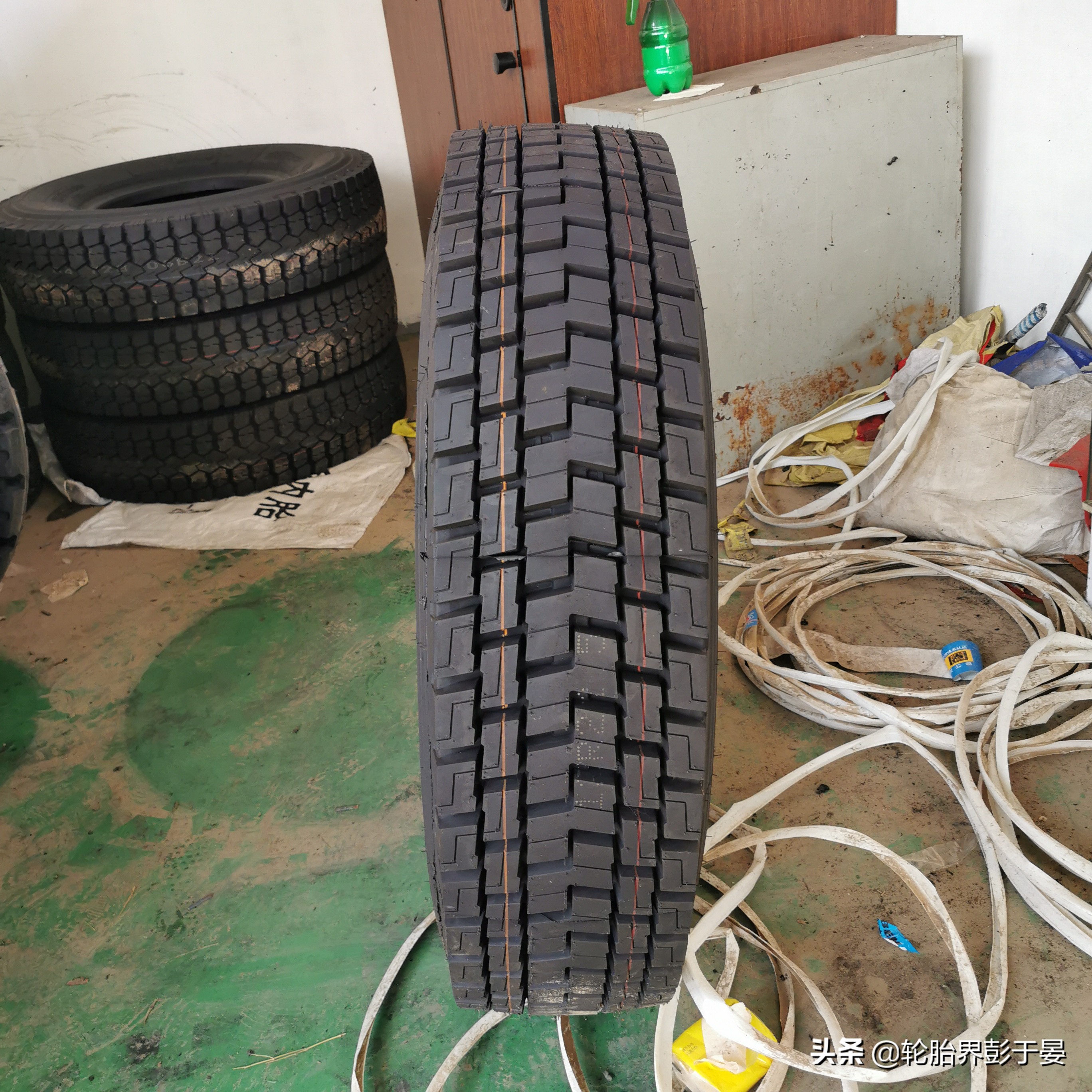 货车轮胎用什么轮位好点,非对称轮胎左右轮花纹方向