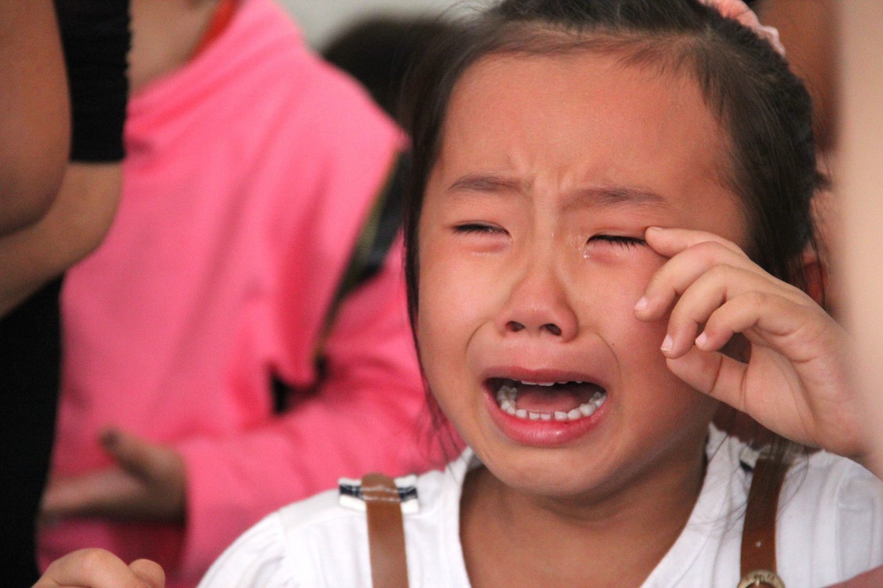 哭的时候喘不上气抽搐是什么症状,为什么身体平常会像哭完一样抽搐