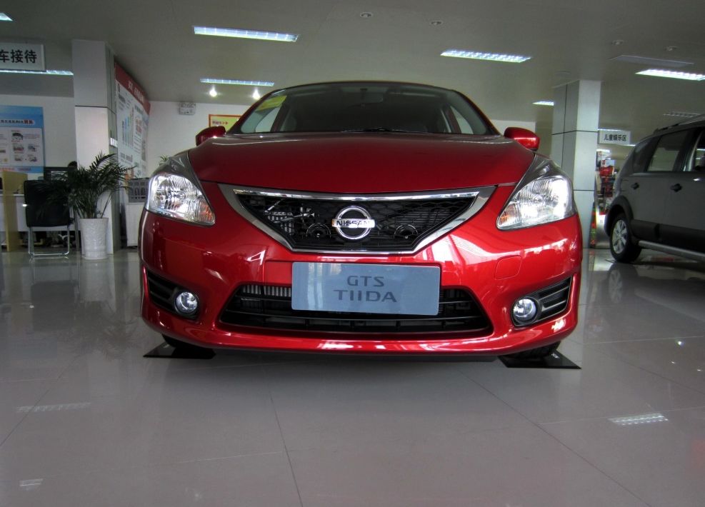 新款君威改内饰,别克新款君威改出来的效果图