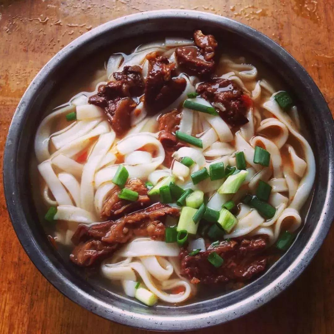 吃完了整条昌岗路,才发现住在这里的人实在太幸福了!