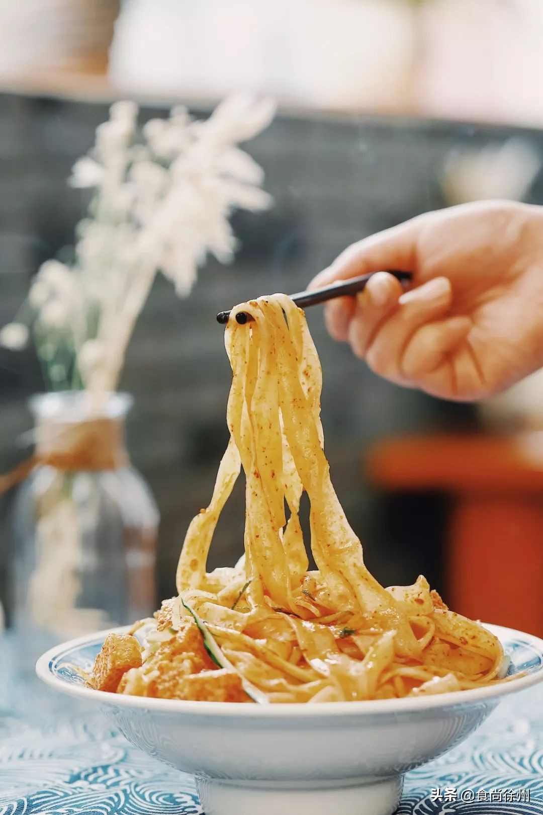 创历史！徐州凉皮开到悉尼！健身私教烹制的美味，还有变态辣……