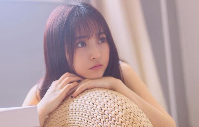 女生暗恋你怎么办如何表白,暗恋的女生突然对你告白怎么办