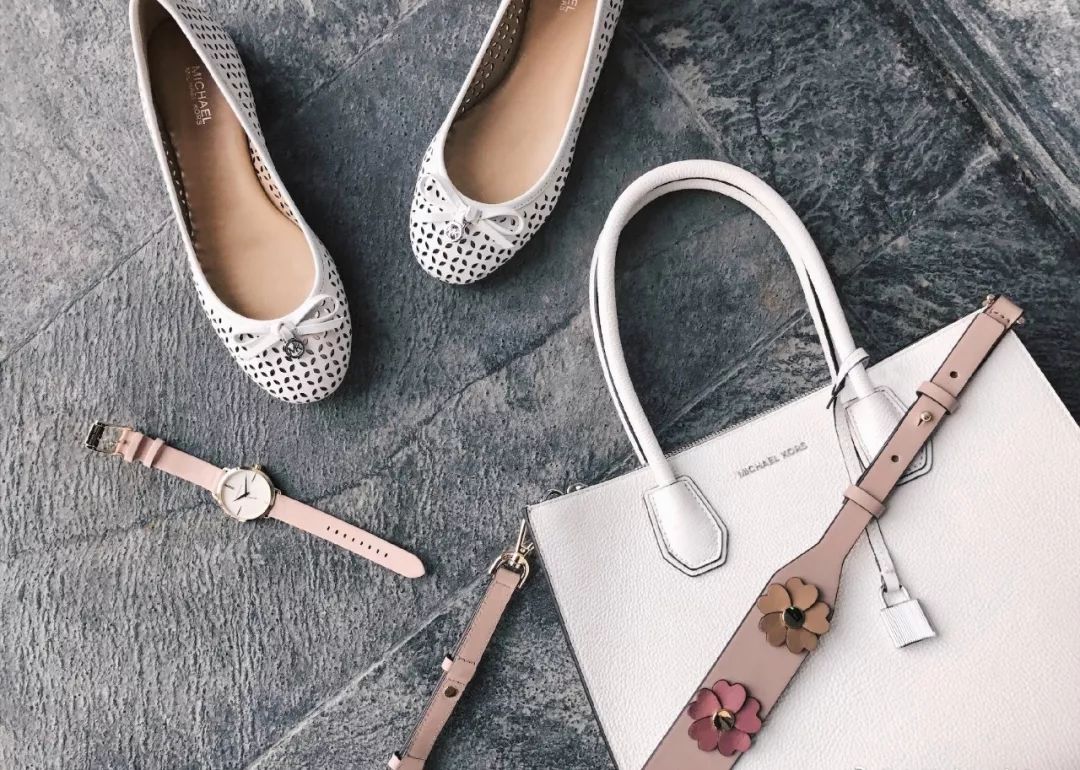 女生第一只轻奢包该买哪个牌子,第一只千元轻奢包怎么选