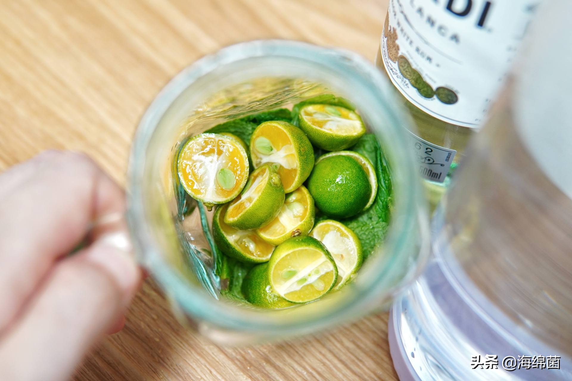 教你做一杯超好喝的夏日饮料,简单自制气泡水饮料