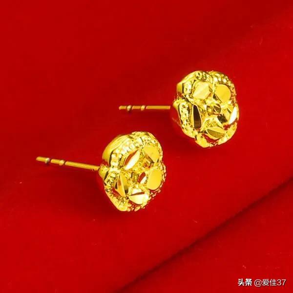 打耳洞的故事100个,打耳洞故事