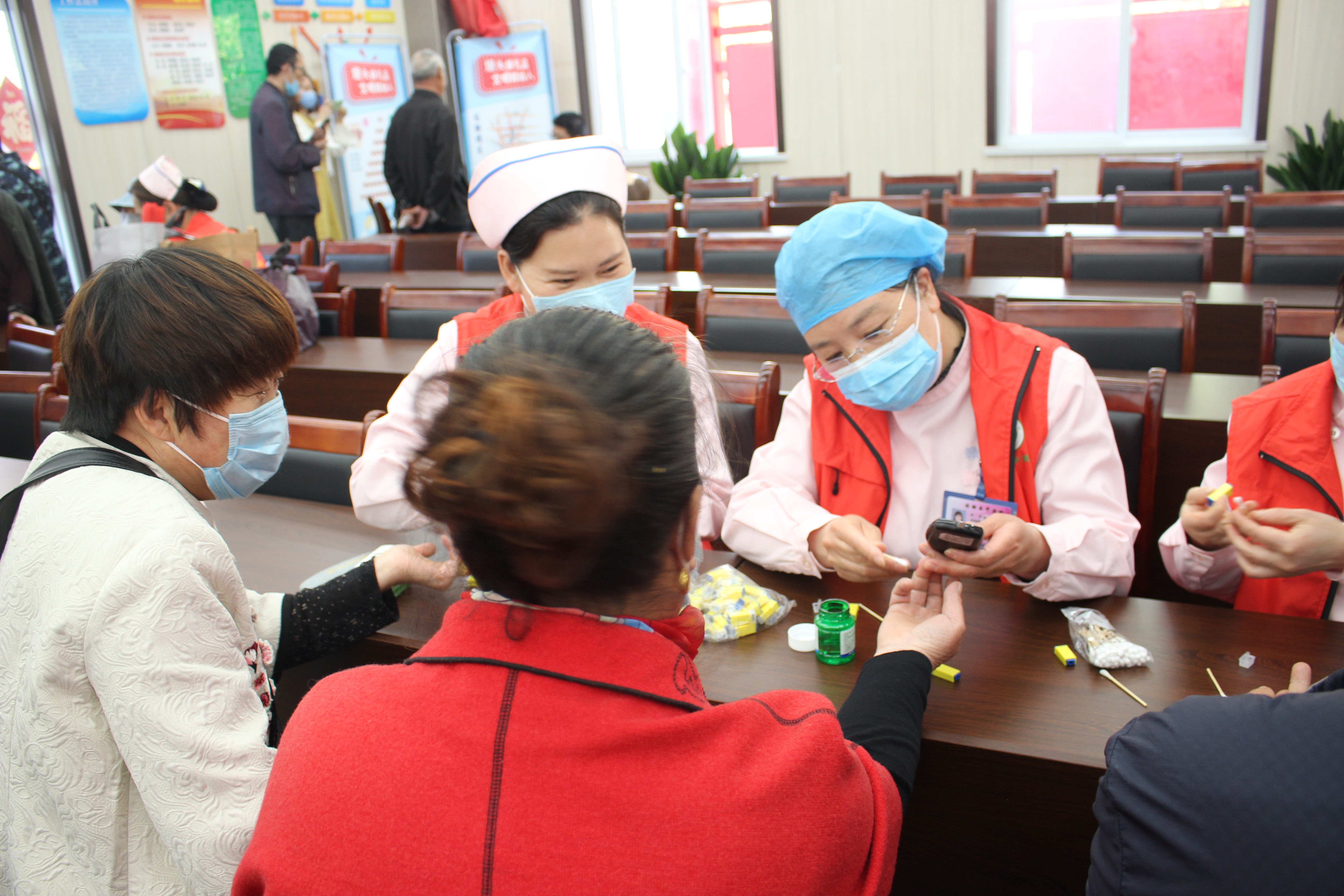 赣榆区人民医院护士节表彰大会,护士节医校联动