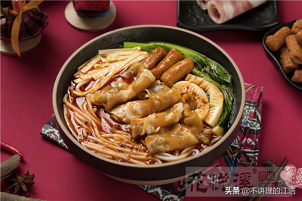 花悦溪米线荣登青岛米线销量第一,昆明开牛肉米线店一碗米线的利润