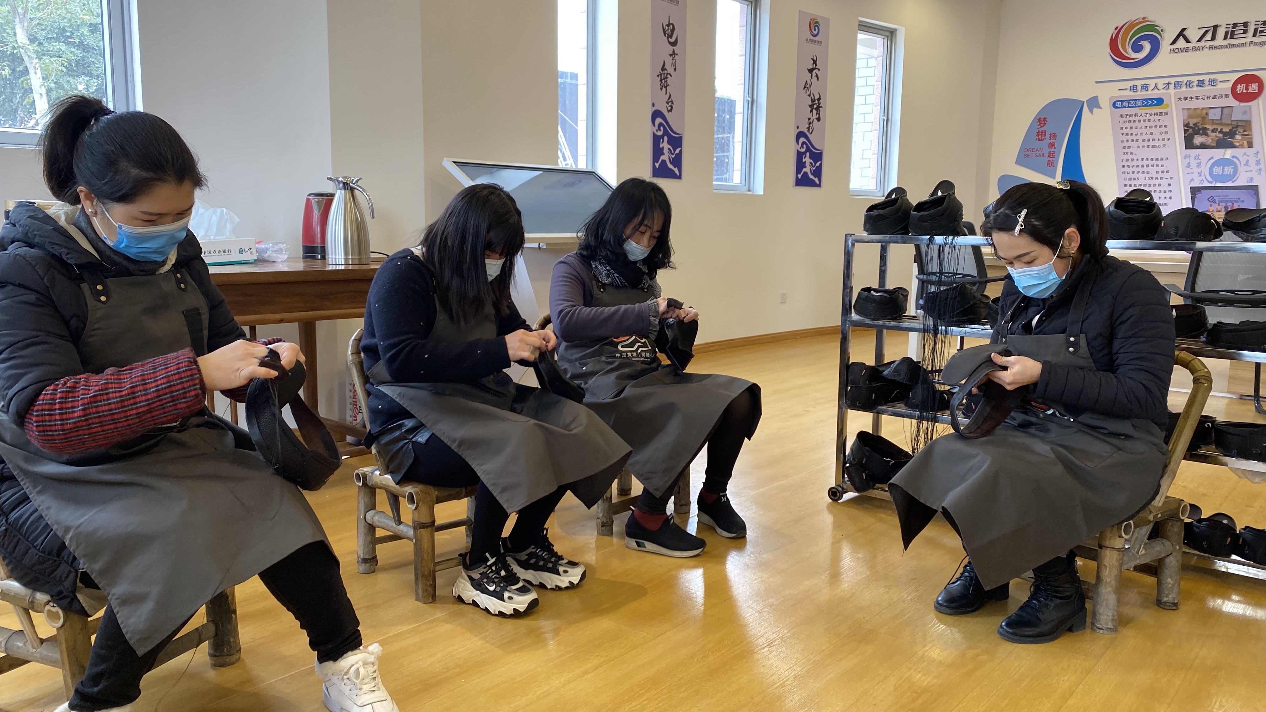 从家庭作坊到中国男鞋小镇，它是如何做到的……