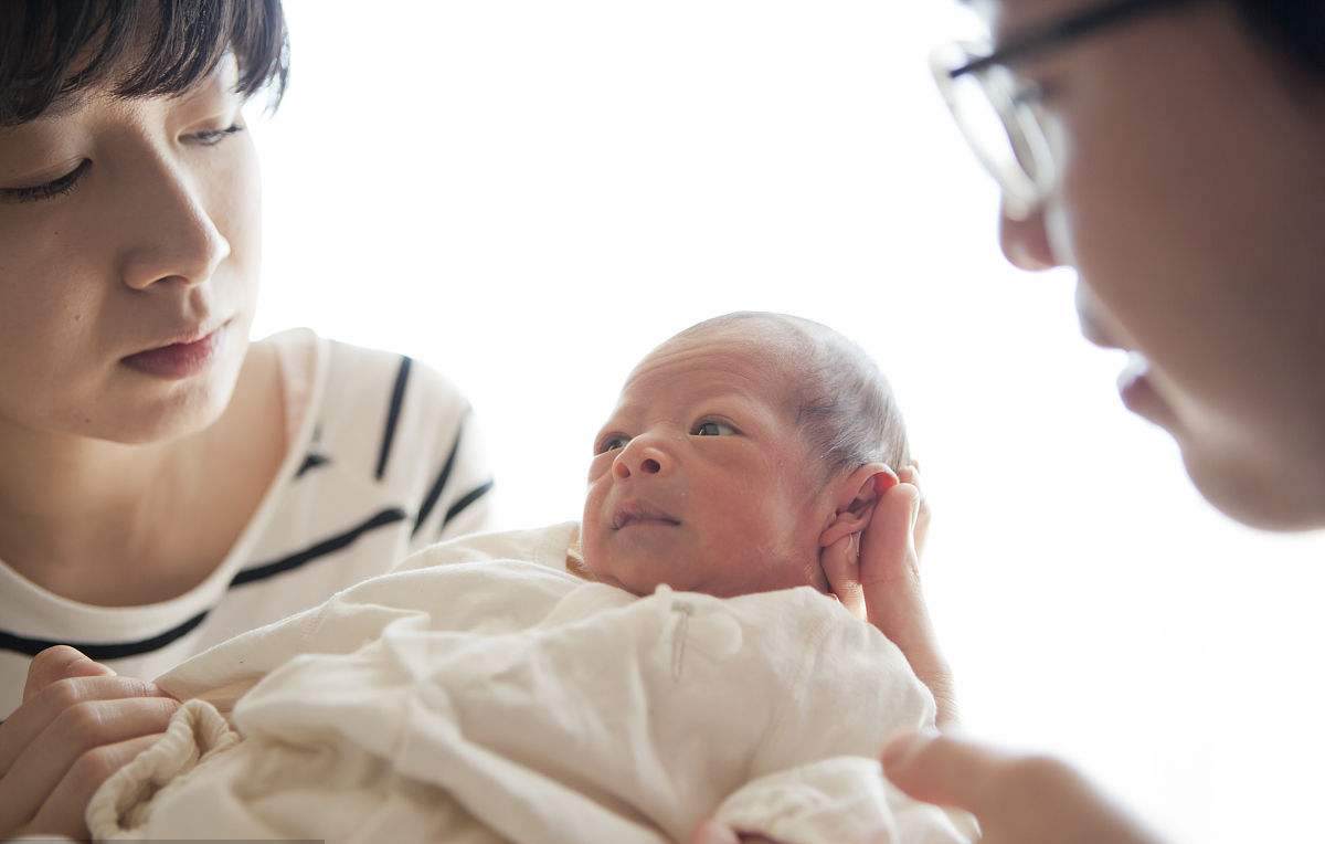 宝宝黑白颠倒怎么办？3个妙招纠正