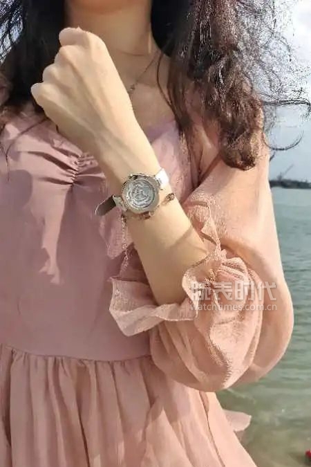 网友晒上千万的手表,网友晒1300手表