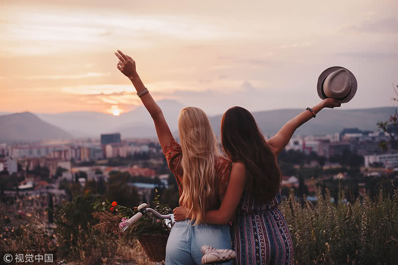 交友要谨慎有三种人一定要远离,别说我没告诉过你古语