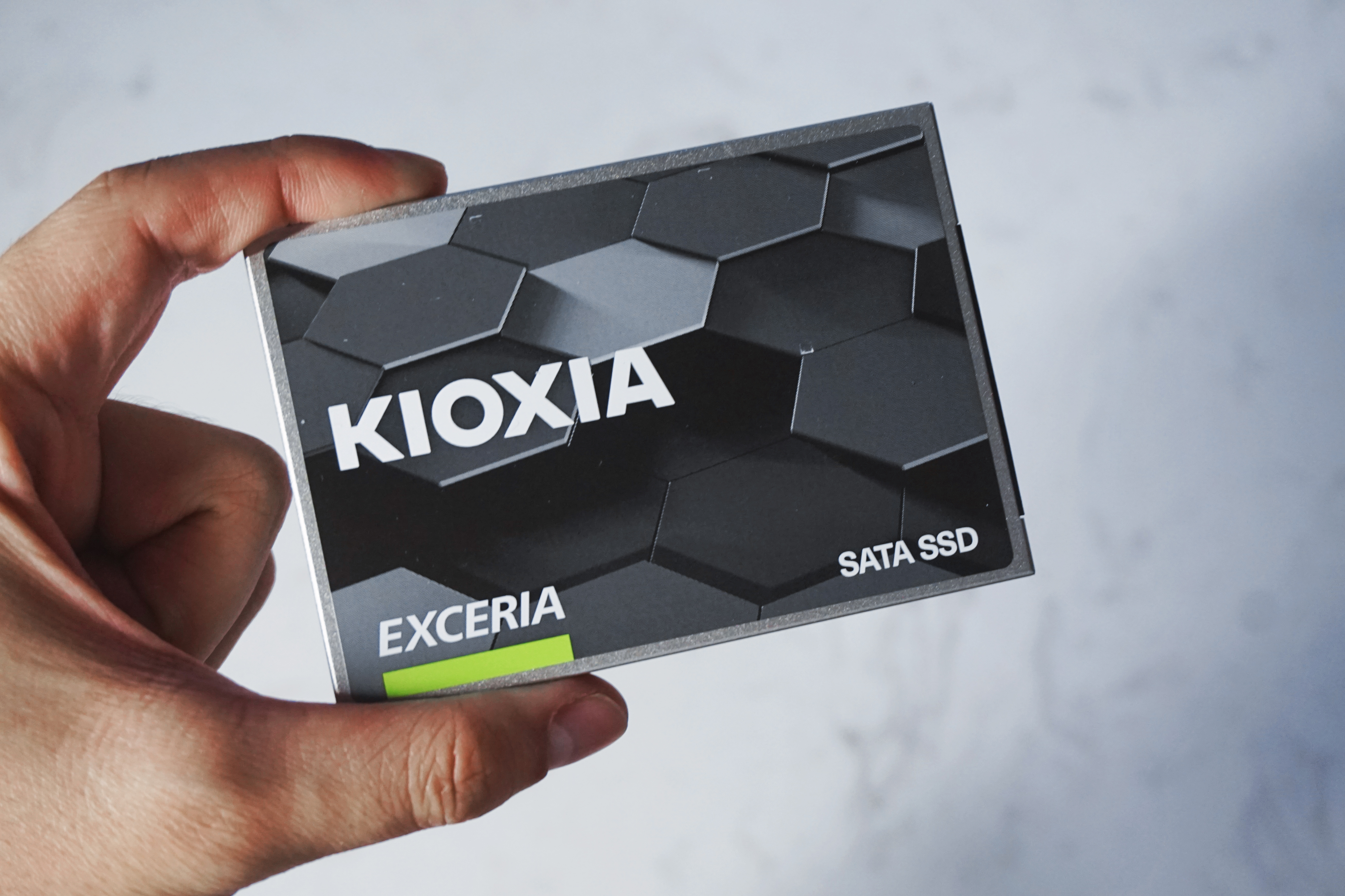 东芝铠侠rc20固态怎么样,东芝铠侠固态硬盘