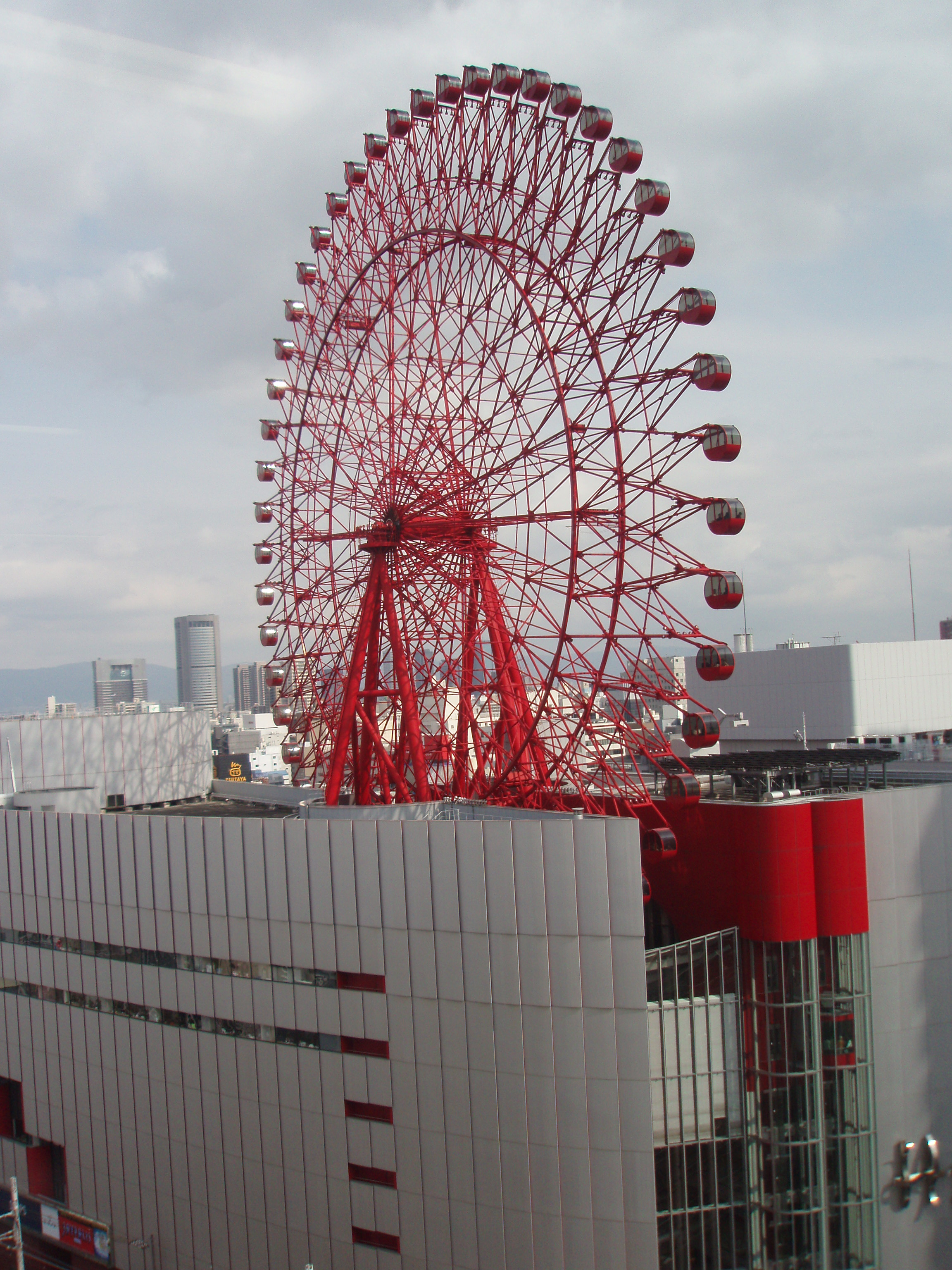 日本大阪梅田必买清单,大阪梅田值得去吗