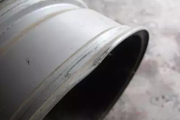 轮毂翻新后掉皮怎么修复,怎样修复受损的轮毂